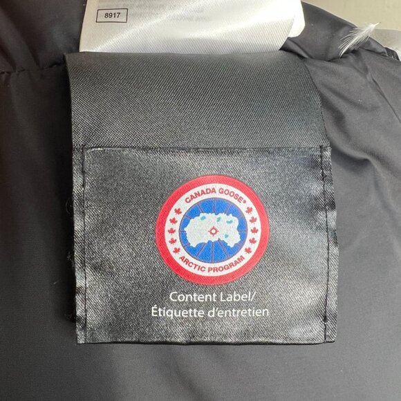 Canada Goose Hooded Winter Parka Down Coat - Picture 14 of 15